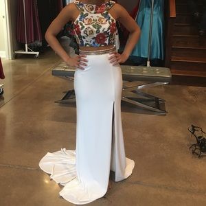 Sherri Hill prom dress